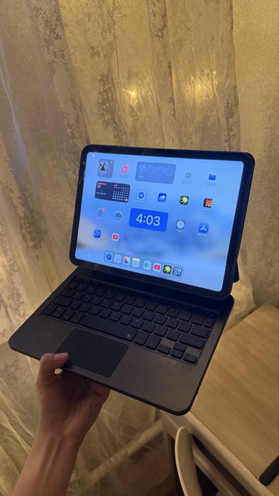Продам Планшет Apple iPad 10.9