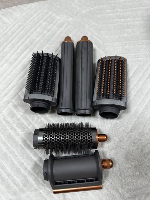 Продам стайлер Dyson