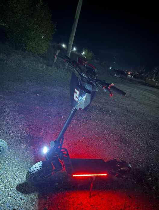 Trotineta electrica kuggo g2 pro .