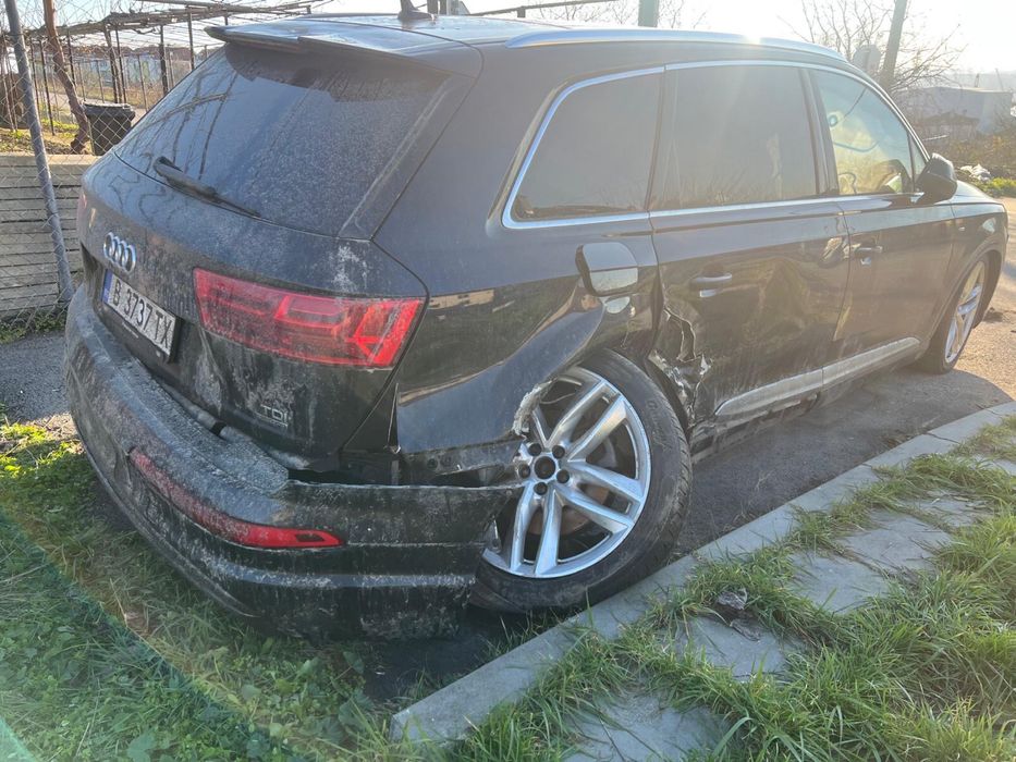 Audi Q7 3.0 S-Line 272 к.с.