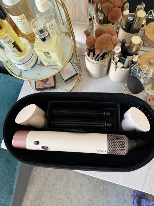 Продам dyson airwrap