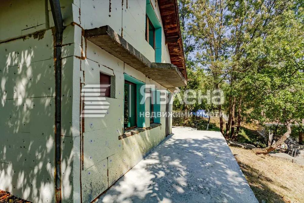 Продава се Парцел в София, Център - 700 кв.м за 190 €/кв.м - Снимка #3