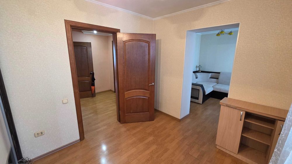 3к.район КСК 77кв. 5эт.из 6