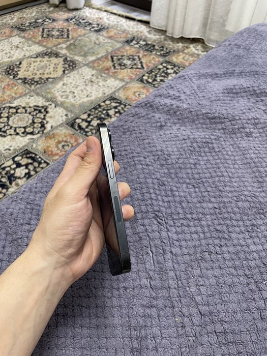 Продам Iphone 14 pro