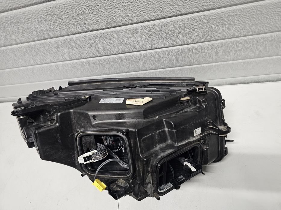 Far stanga Mercedes GLC Facelift W253