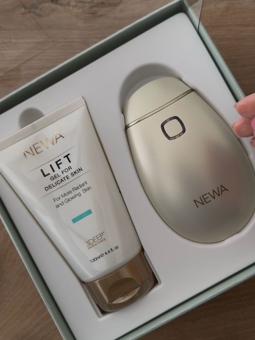 Newa уред против бръчки