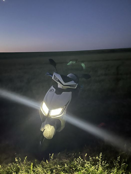 Мопед м 8 150куб