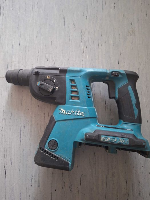 Rotopercutor / percutanta MAKITA DHR263
