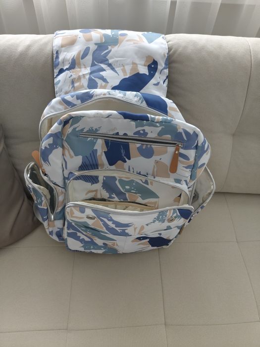 Раница за бебешка количка