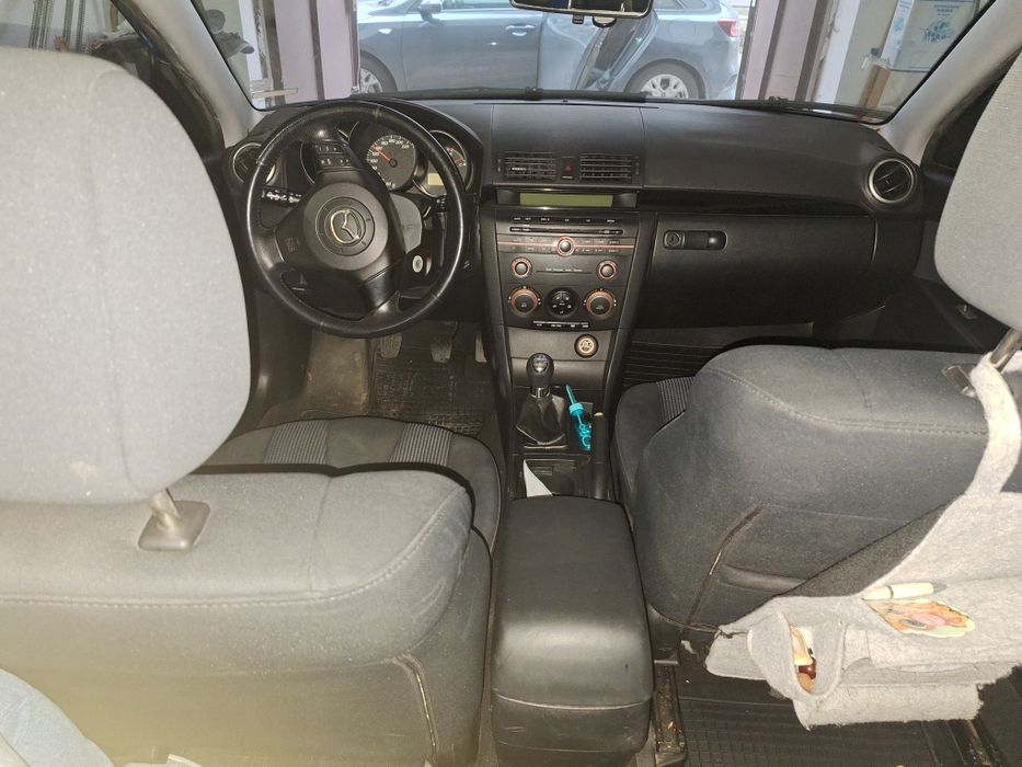 Мазда 3, първа кола за нови шофьори