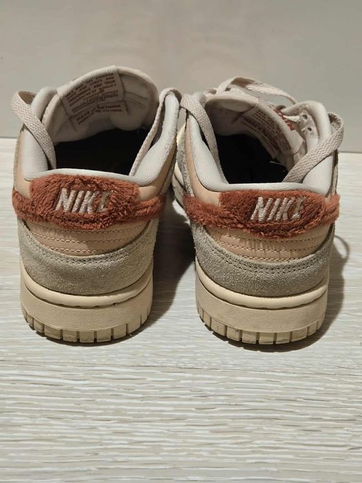 Adidas dama Nike Dunk 37.5