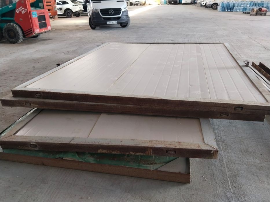 Ворота из сэндвич панелей