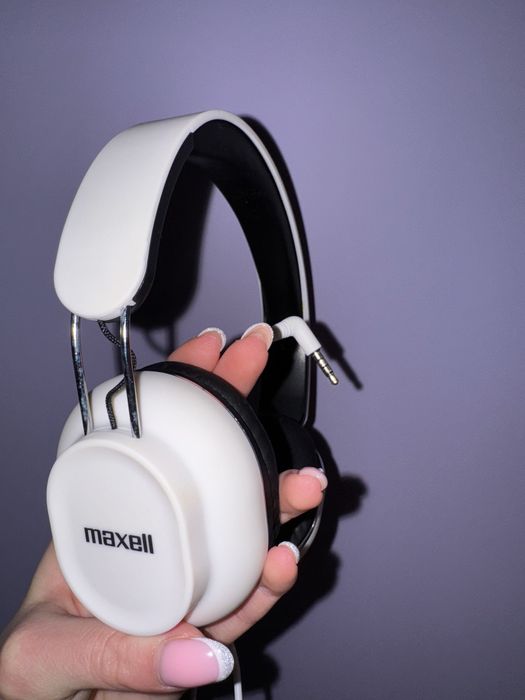 Слушалки с кабел