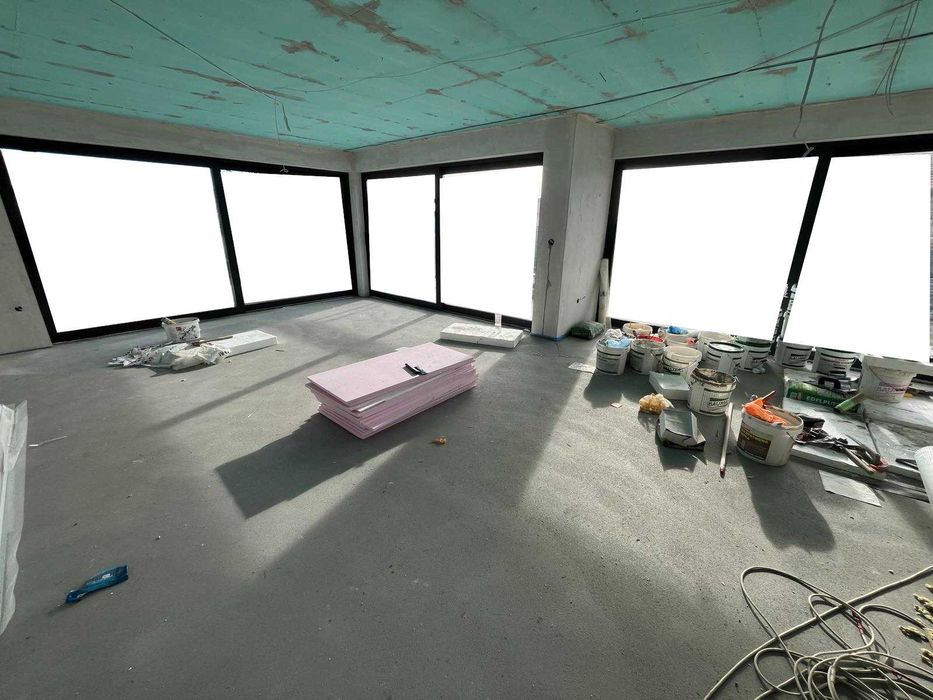 Продава се Къща в Казанлък - 100 кв.м за 1530 €/кв.м - Снимка #2