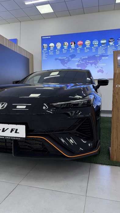 Changan Uni-V 2.0T 8AT