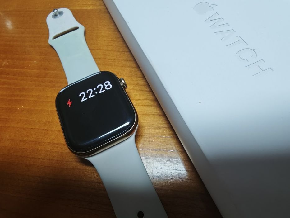 Apple watch 10 46mm Gold Titan GPS+ Cellular