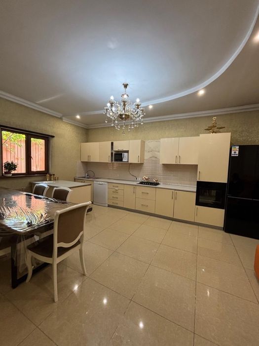 Продаю дом с готовым бизнесом