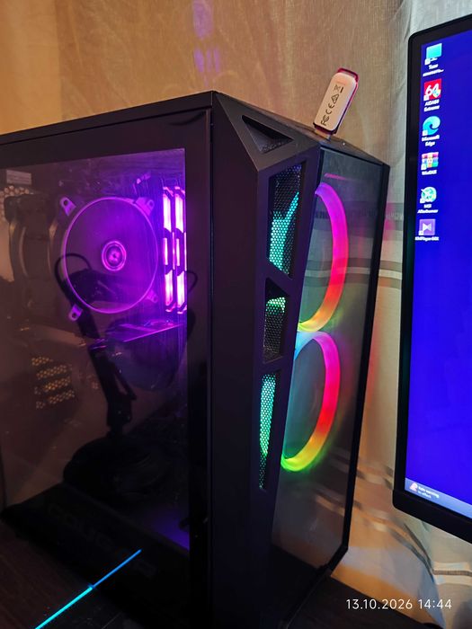 Геймърски Intel i5 14400F, RX 6600 8GB, RAM 16GB DDR4 3466, SSD 512GB NVME