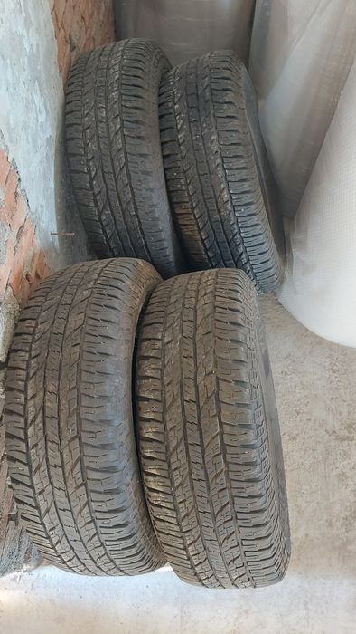 Срочно продам покрышки(резину)