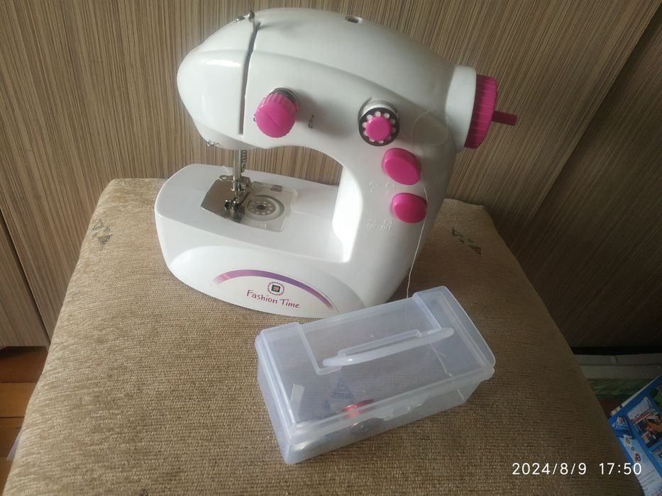 Детска шевна машина Fashion Tame