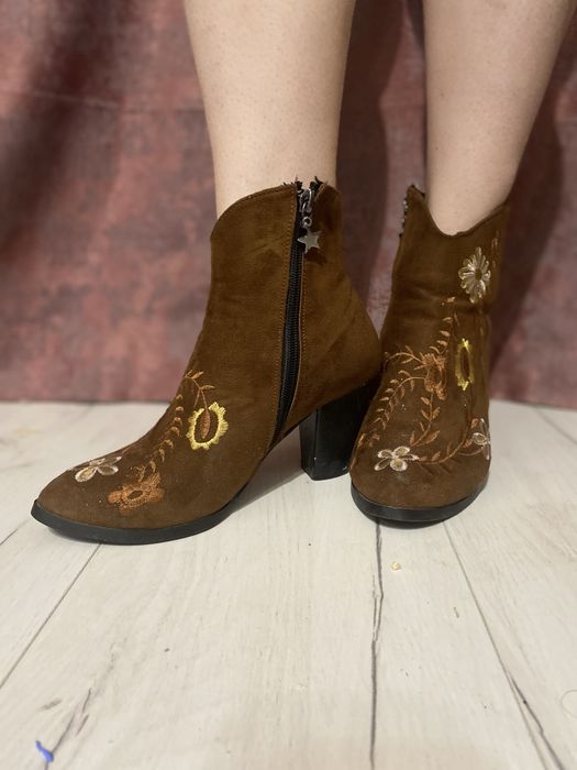 Продам ботильоны