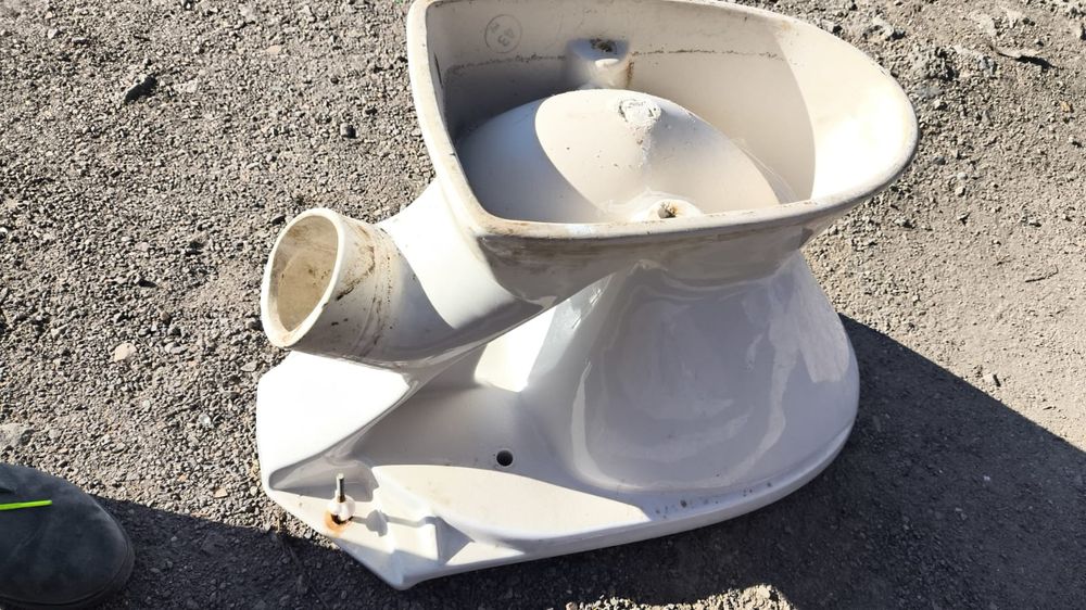 Унитаз 5000тенге