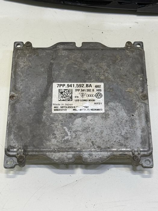 Десен фар Audi A8 D5 4N LED Matrix 4N0941036 за части модул баласт
