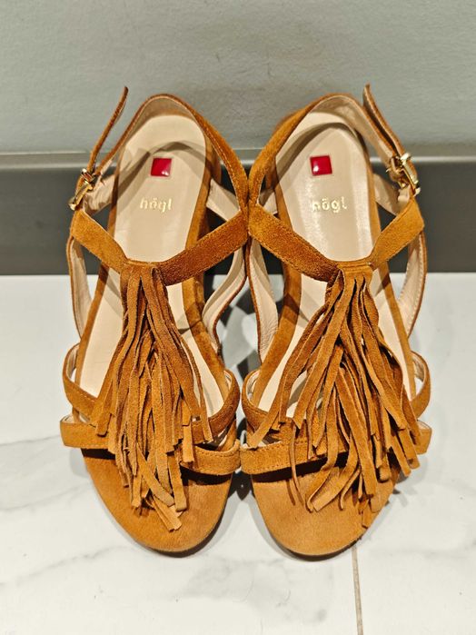 Замшевые рыжие сандалии Hogl (Австрия)