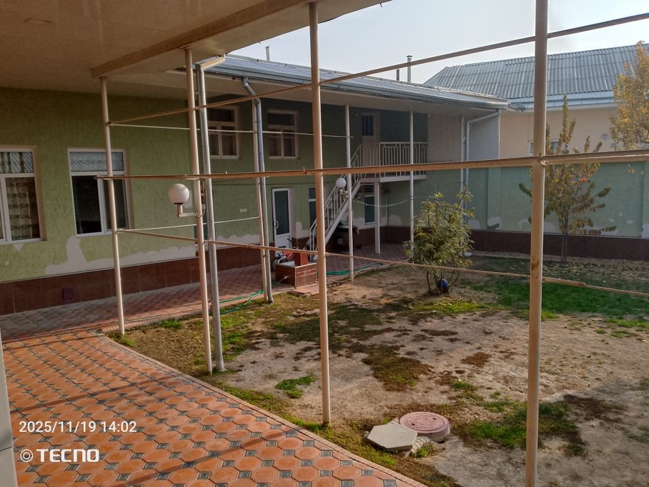 Ховли сотилади 7,6 сотих