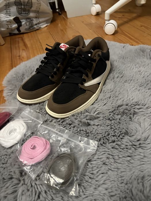 Nike air jordan 1 ,,Mocha”x Travis scott