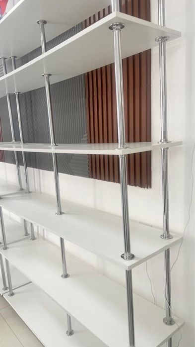 Продается шкаф и полки стеллажи