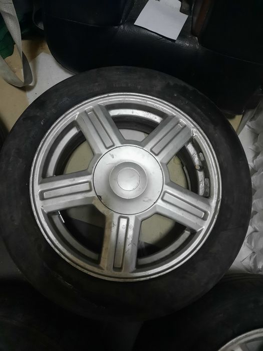 Продам торусы ваз с резиной  на  15