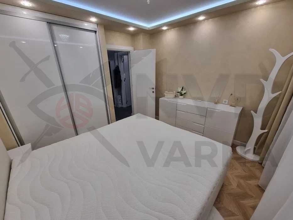 Двустаен апартамент в Център! 21475862