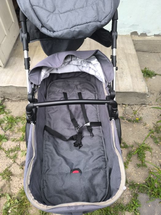 Продам детскую коляску