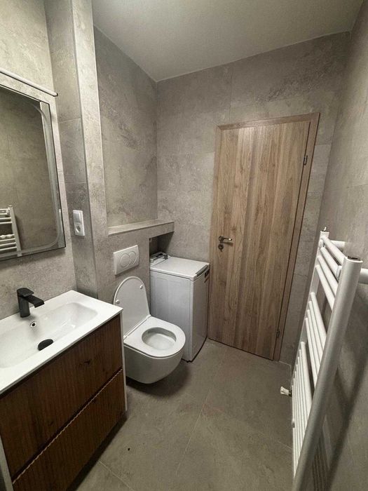 Inchiriez apartament 3 camere, RECENT RENOVAT, zona Budai