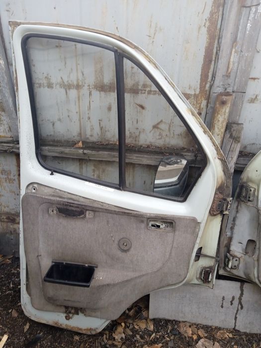 Двери на газель продам двери на газель