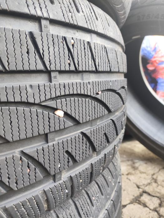 Резина 275/45/20 пара в хорошем состоянии
