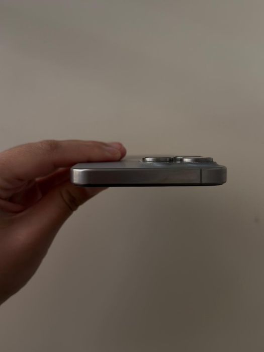 Iphone 15 pro max 512gb natural titanium