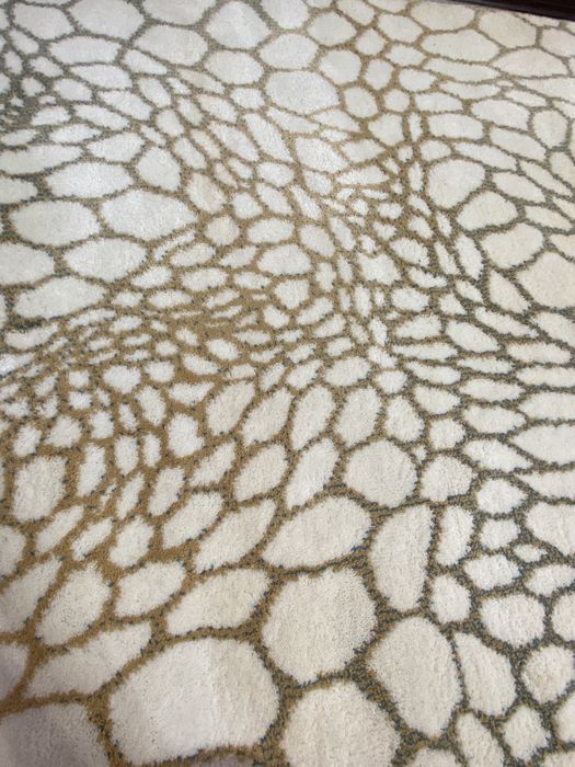 Продам ковер 100х150