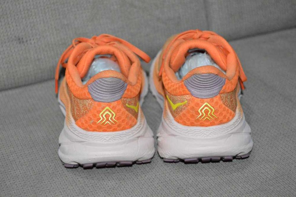 Hoka Challenger ATR 7 (Women's Trail/Road) 39 1/3