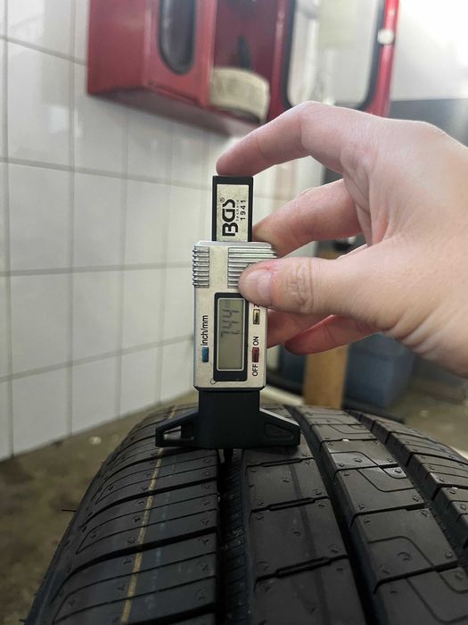 Anvelope Vara Noi 195/60/R18 96H Goodyear Efficientgrip Performance