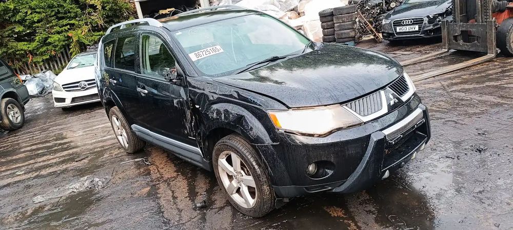 Dezmembrari / Dezmembrez Mitsubishi Outlander II 2.0 DI-D cutie viteze manuala cod culoare NEGRU