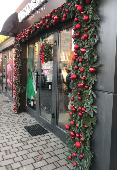 Оформление фасада магазина