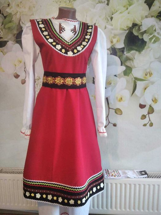 Народна носия със ширити всички размери