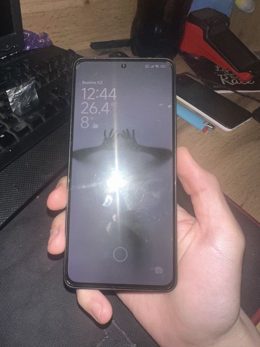 Продам обменяю редми нот 13