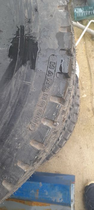 Продавам гуми за камион Michelin Marangoni 265/70 R19,5