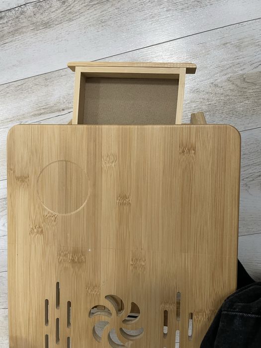 Masuta laptop din bambus cu picioare reglabile si sertar