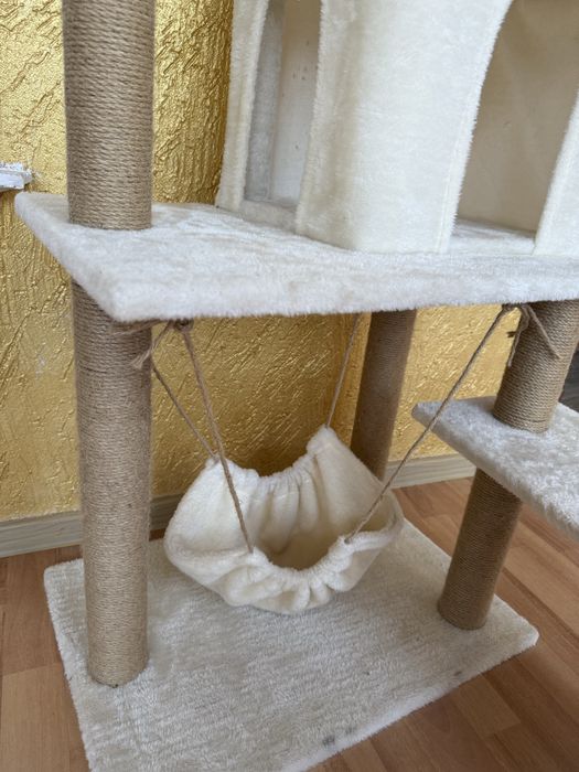 Домик для кошек / котят / котов