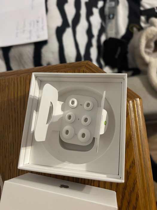 Casti Apple Airpods Pro (2nd Generation) Carcasa MagSafe