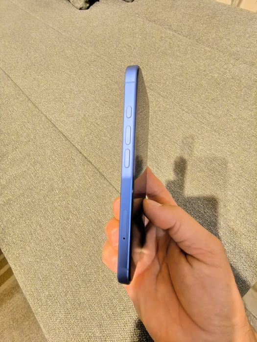 Iphone 16/128gb син
